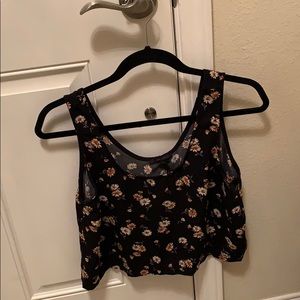Crop top